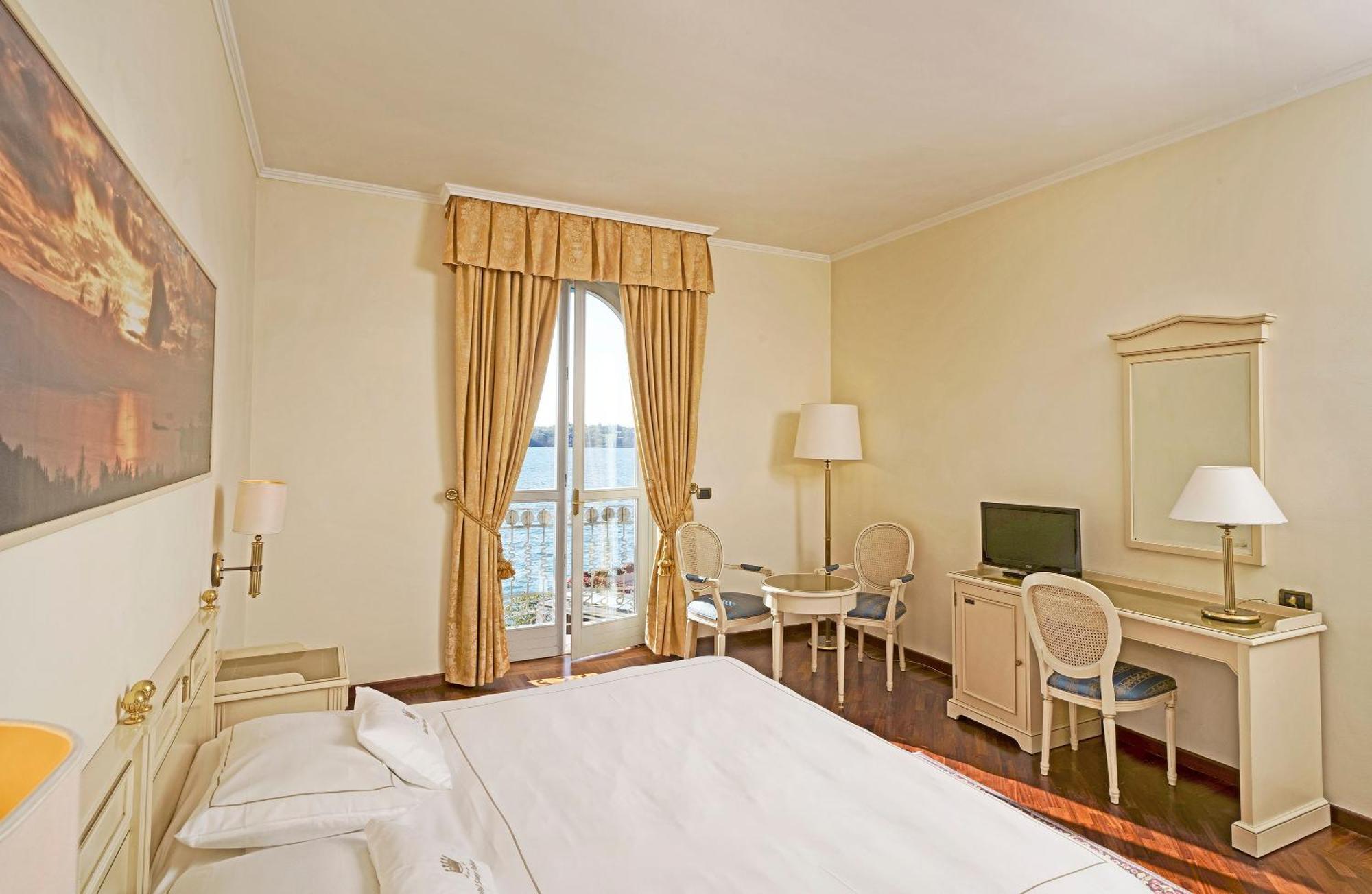 Savoy Palace Hotel
