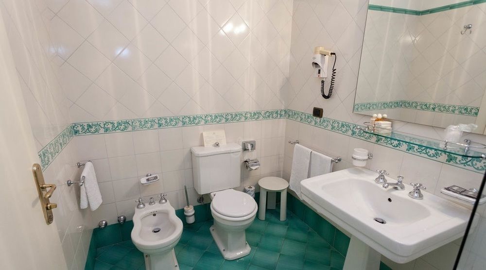 Savoy Palace Gardone Riviera