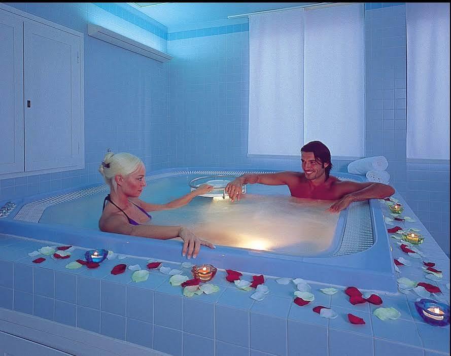 Savoy Palace Hotel Gardone Riviera